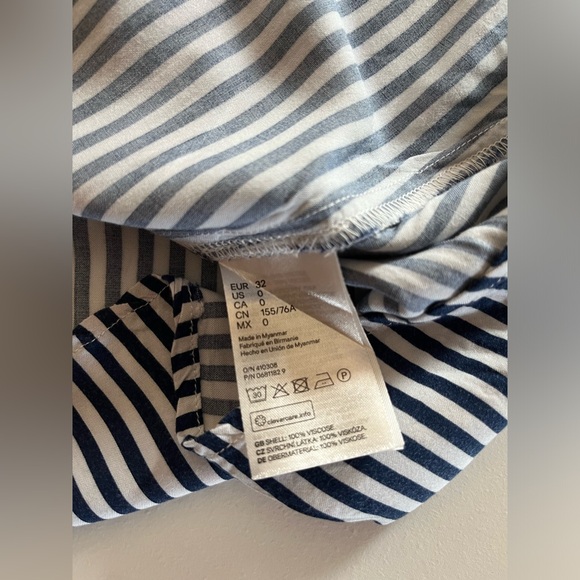 H&M Divided navy/white striped sundress, smocked back adjustable straps size 0 - Picture 5 of 6